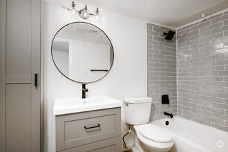 1BR, 1BA _ 724SF - Anderson Square Gardens