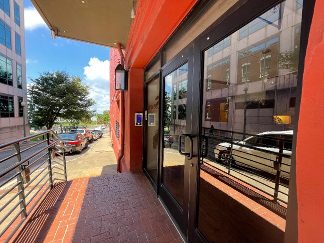 Foto del edificio - 50 Gayoso Ave