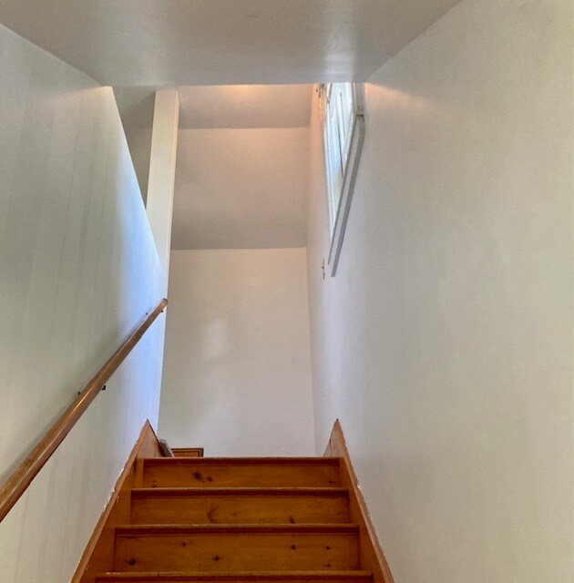 entrance - 58 Peck St