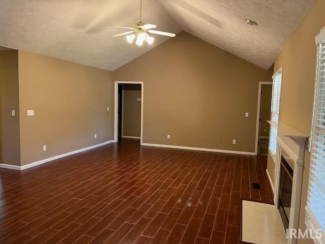 Foto del edificio - 8177 Amhurst Dr