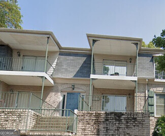 Building Photo - 2805 Northeast Expy