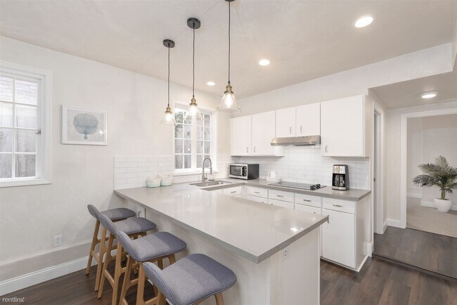 Foto del edificio - 4 br, 3 bath House - 3810 Poseidon