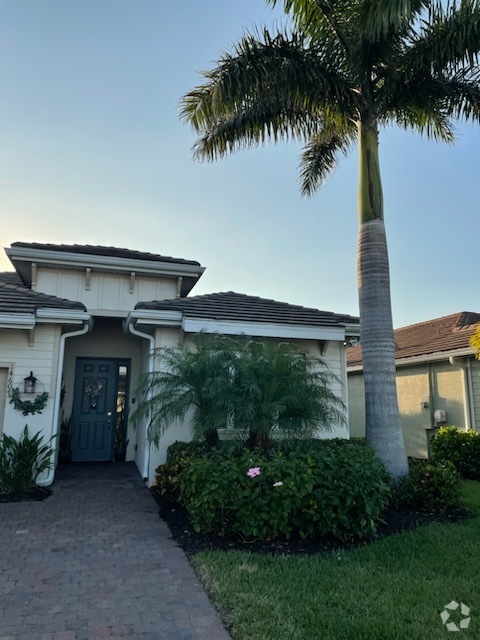 Building Photo - 14607 Topsail Dr