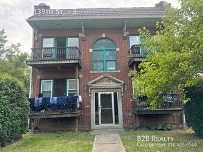 Building Photo - 3424 E 139th St