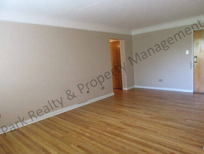 Foto del edificio - 733 E 2nd Ave