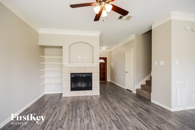 Foto del edificio - 5034 Colony Hurst Trail