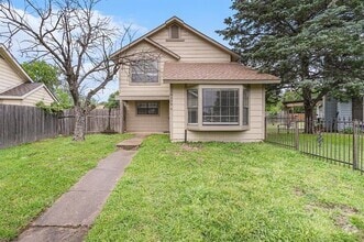 Building Photo - 10359 Chelmsford Dr