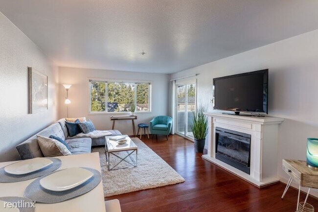 Foto del edificio - 1 br, 1 bath Condo - 13203 97th ave E