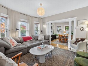 Building Photo - 35 Hancock St