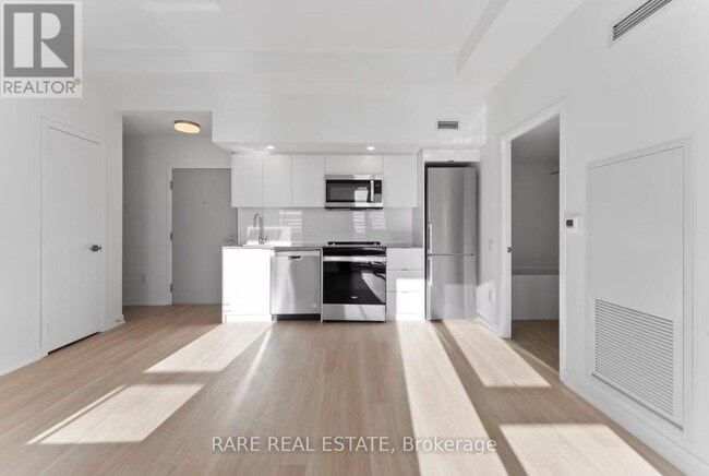 Building Photo - 500 Wilson Ave