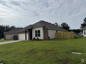 Building Photo - 23033 Isabella Dr