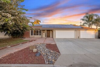 Building Photo - 1821 Mulberry Dr