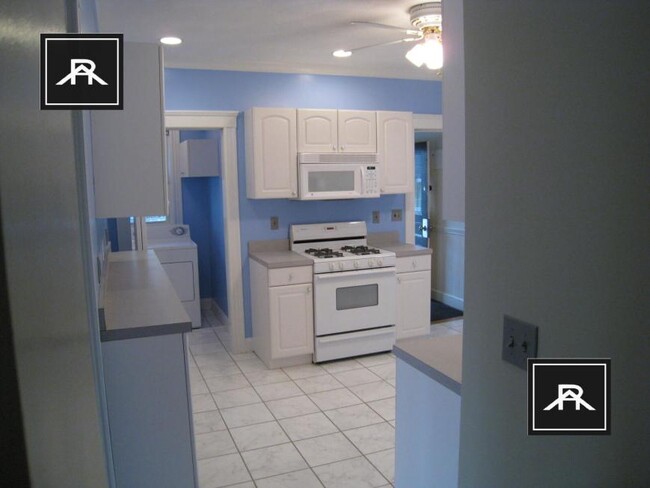 Photo - 3 bedroom in Brighton MA 02135 Apartment