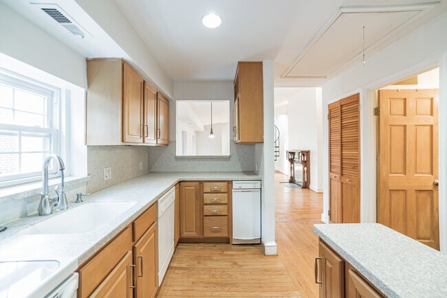 Foto del edificio - 1108 Spruce St