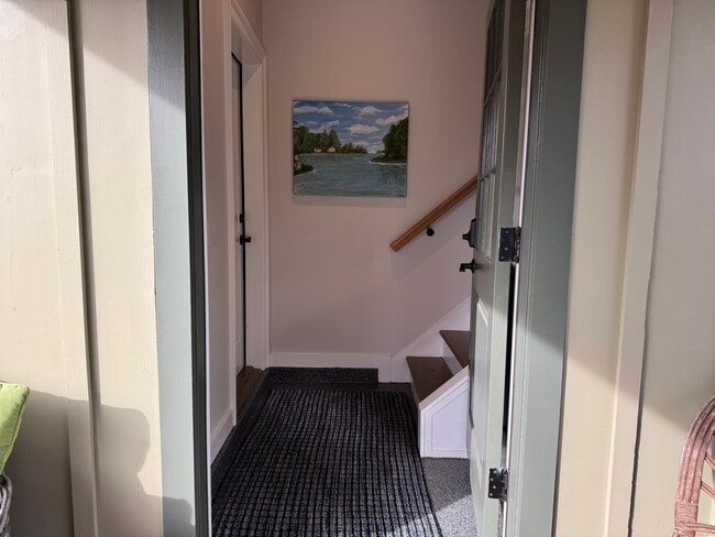 Foto del edificio - 67 Kings Hwy N