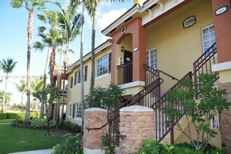 Building Photo - 3398 NE 9th Dr