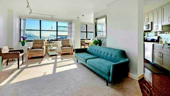 Building Photo - 7000 Kennedy Blvd E