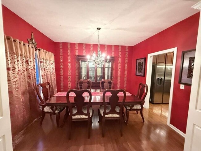 Foto del edificio - 7798 Wayside Ave