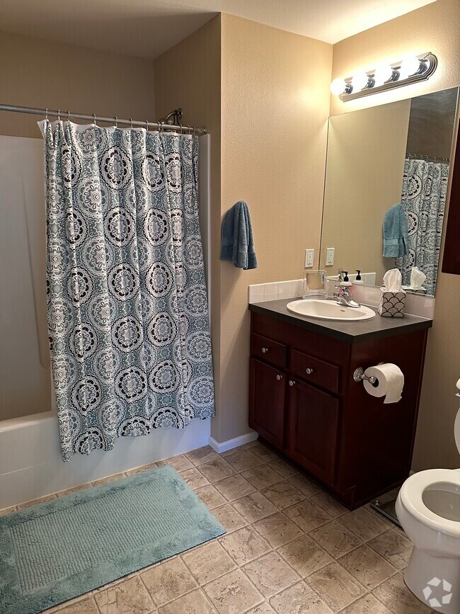 Trilogy at Redmond Ridge Apartments under 2,000 Redmond, WA 1