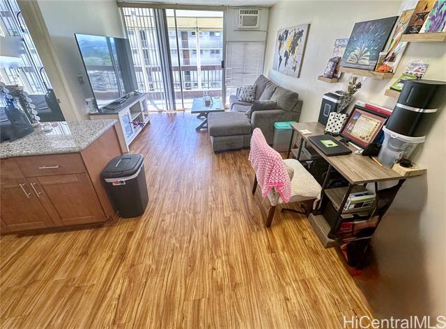 Building Photo - 775 Kinalau Pl