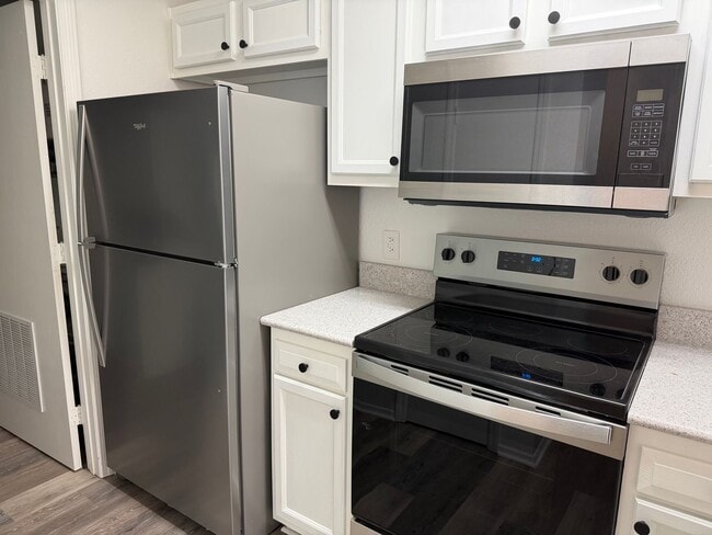 Foto del edificio - 3705 SW 27th St