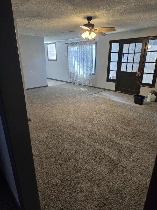 Building Photo - Soda Triplex