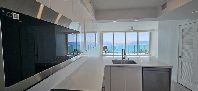 Foto del edificio - 2501 S Ocean Dr