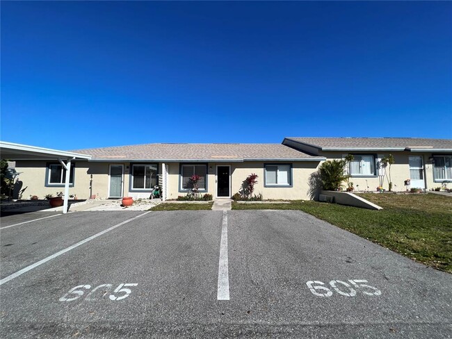Building Photo - 605 Ridge Terrace