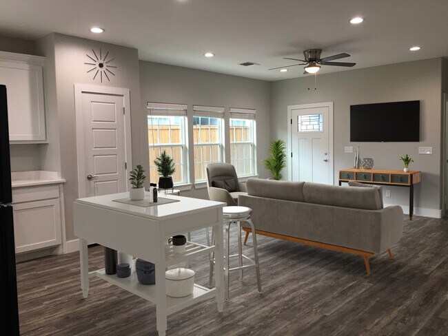 Foto del edificio - 709 W Woodard St