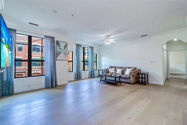 Building Photo - 2741 Via Cipriani