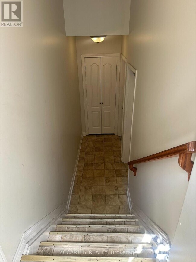 Building Photo - 337 Orvis Crescent