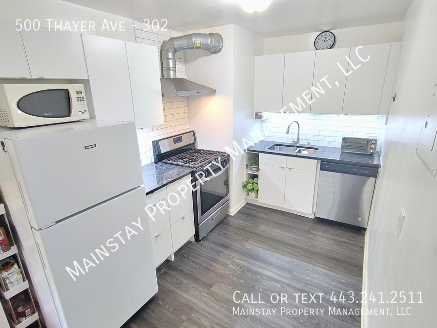 Photo - 500 Thayer Ave-302