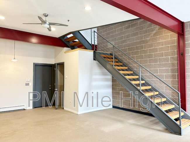 Building Photo - 11857 Bradburn Blvd