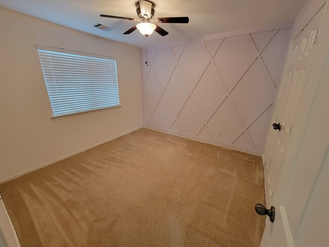 Building Photo - 4315 Griffin Park Dr