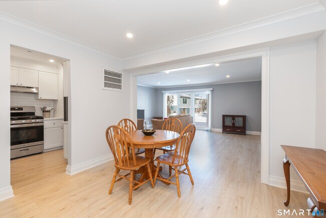 Foto del edificio - 13 Quincy Close