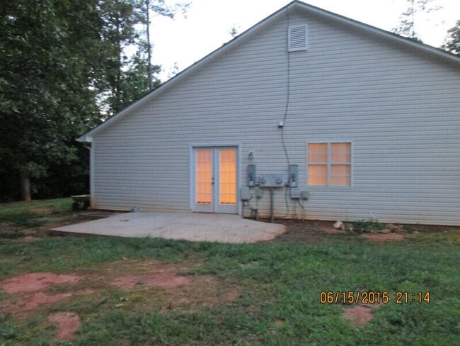 Building Photo - 6237 Dorsett Shoals Rd