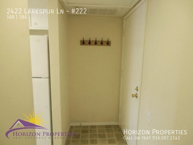 Foto del edificio - Unique 1 Bed 1 Bath 760sqft 2nd Floor Arde...