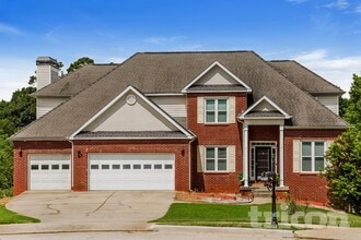 Building Photo - 3016 Edgewater Pointe
