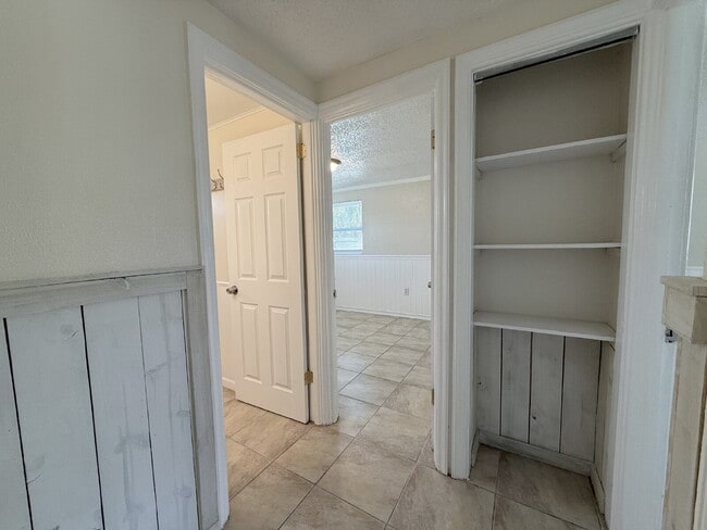 Building Photo - 2-Bed, 2-Bath with Dock!