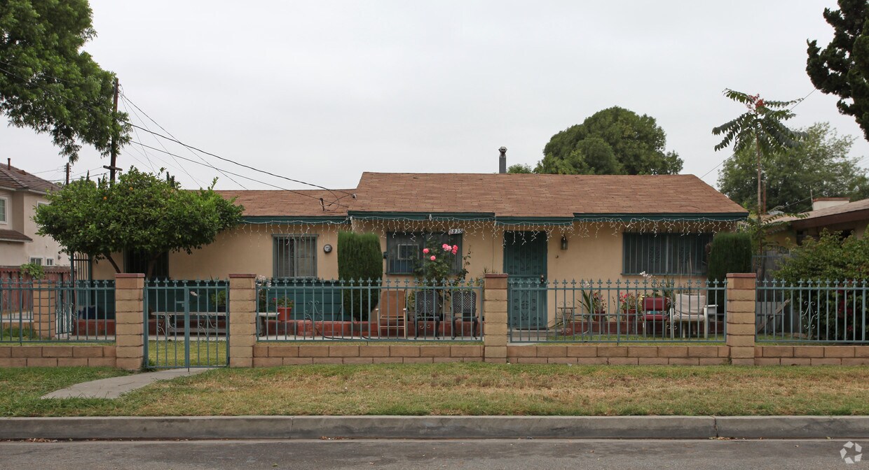 Building Photo - 3829 Penn Mar Ave