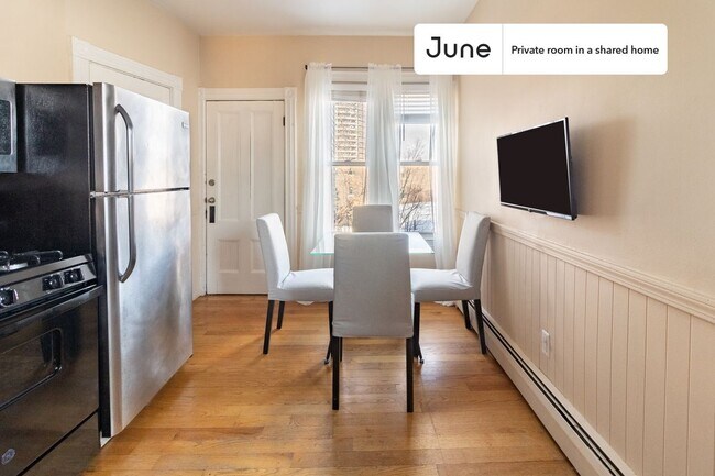 Foto del edificio - Room in Shared 4 bed/1 bath home in Roxbury