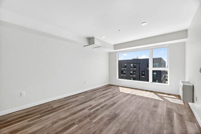 Building Photo - Tanager