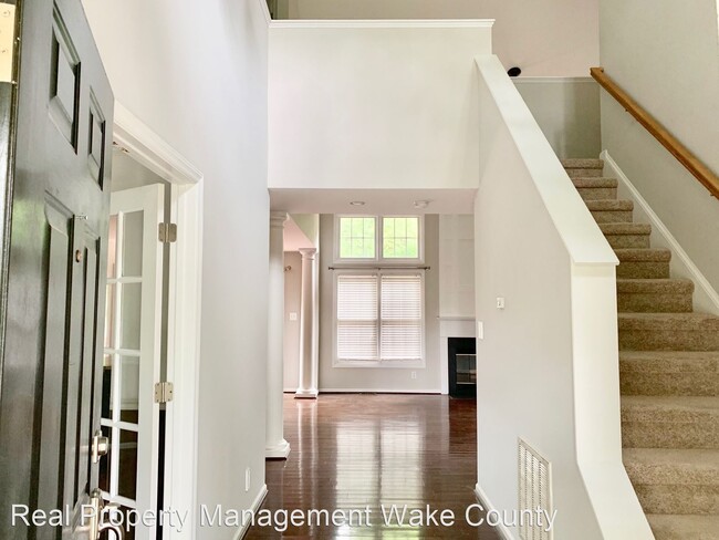 Building Photo - 3 br, 2.5 bath House - 108 Sandy Creek Court