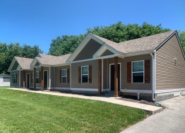 Building Photo - 1256 Dean Dr