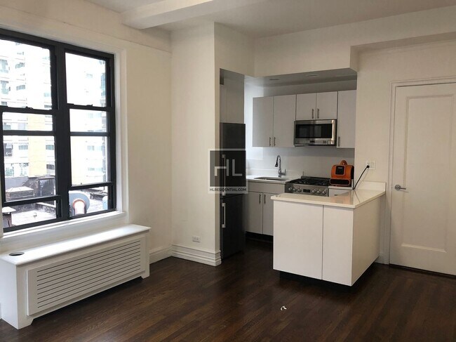 Building Photo - EAST 46 STREET