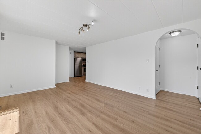 Foto del edificio - 1108 Mercury Dr