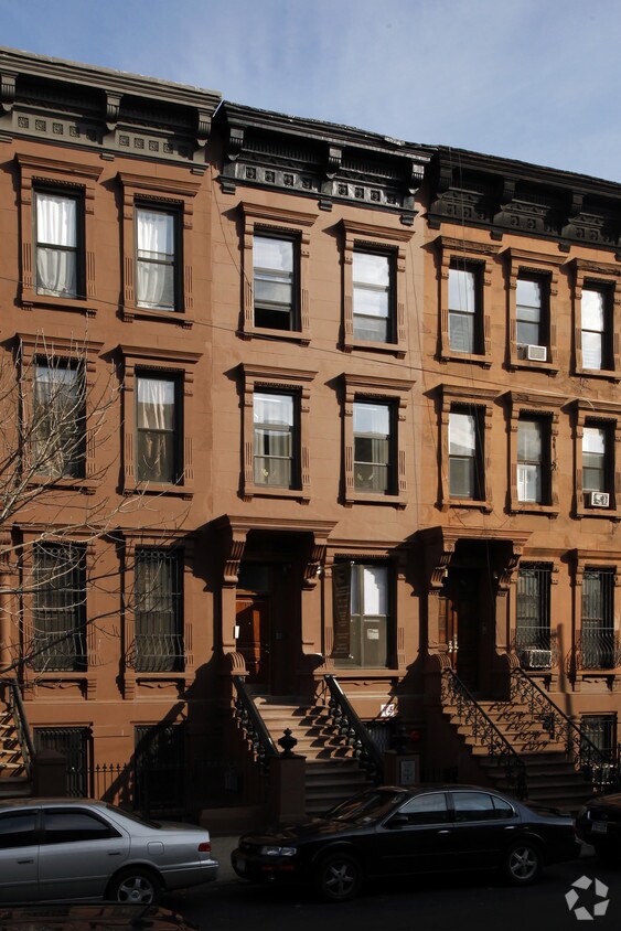 Foto del edificio - 141 W 131st St