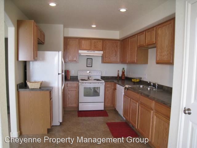 Building Photo - 4 br, 3 bath House - 3925 Gunsmoke Road