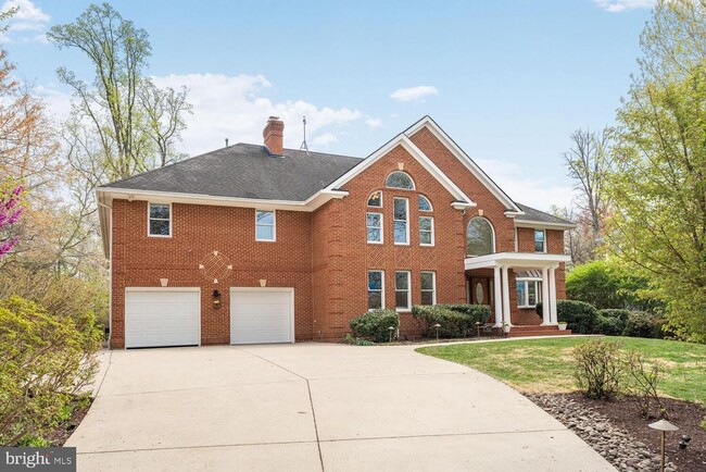 Building Photo - 4622 N Dittmar Rd
