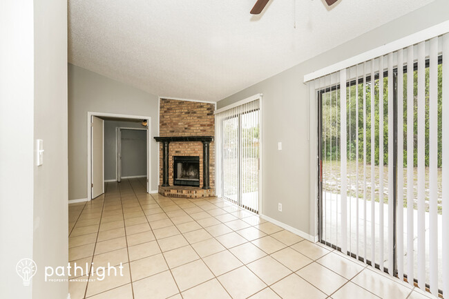 Building Photo - 514 Cavalier Avenue